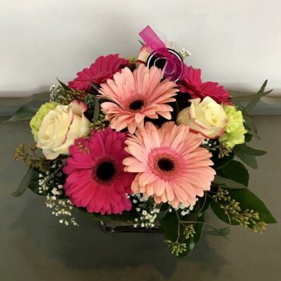 flower arrangement-Van Florist delivery Vancouver