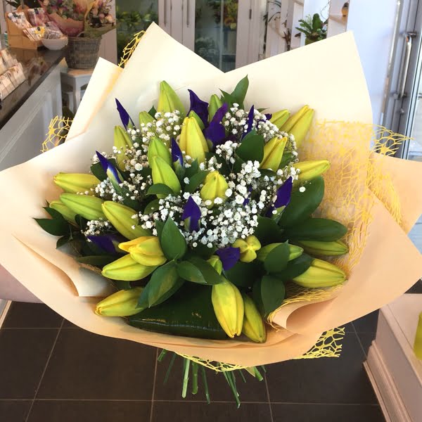 Flower bouquet-Van Florist delivery Vancouver